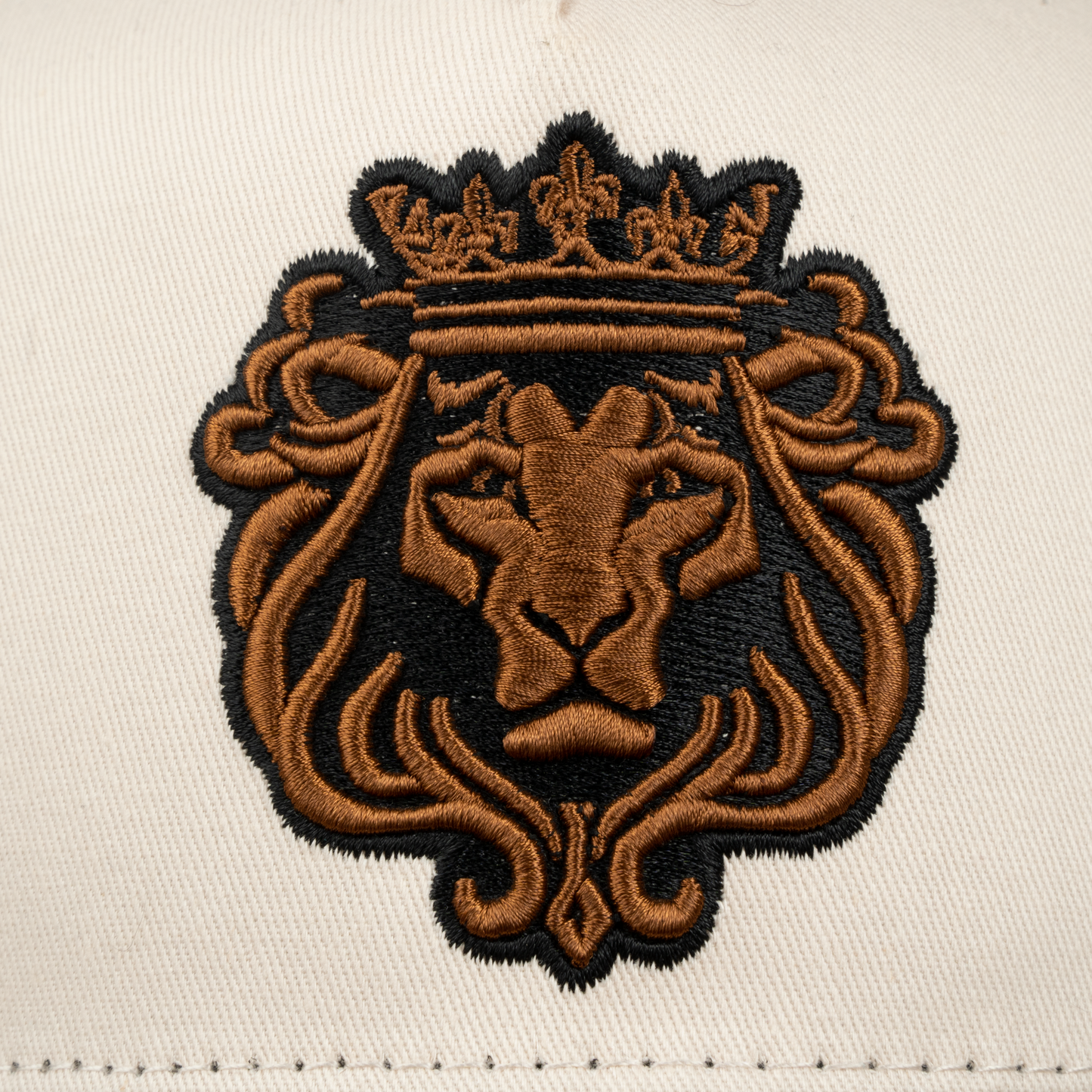
                  
                    EL REY CLASSIC BEIGE
                  
                