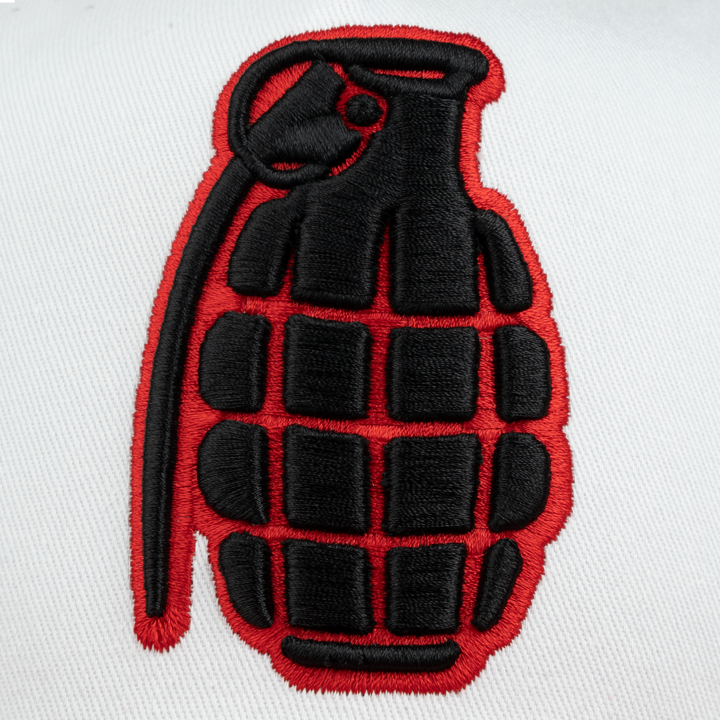 
                  
                    GRANADA WHITE RED MESH CURVED
                  
                