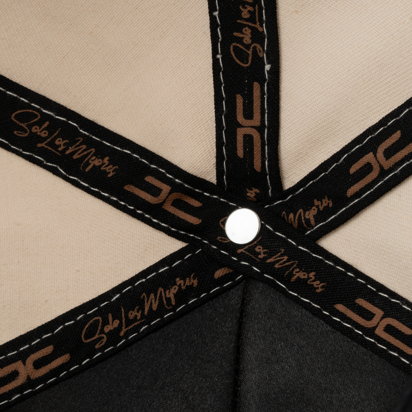 
                  
                    EL REY CLASSIC BEIGE
                  
                