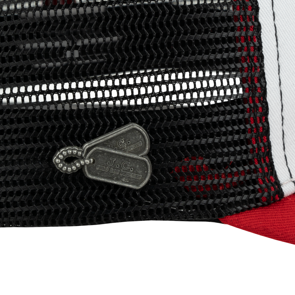 
                  
                    GRANADA WHITE RED MESH CURVED
                  
                