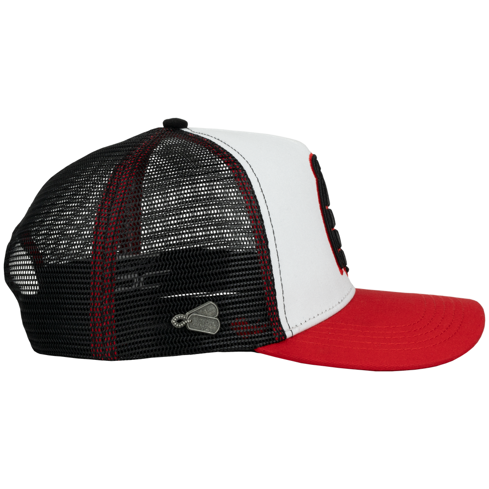 
                  
                    GRANADA WHITE RED MESH CURVED
                  
                