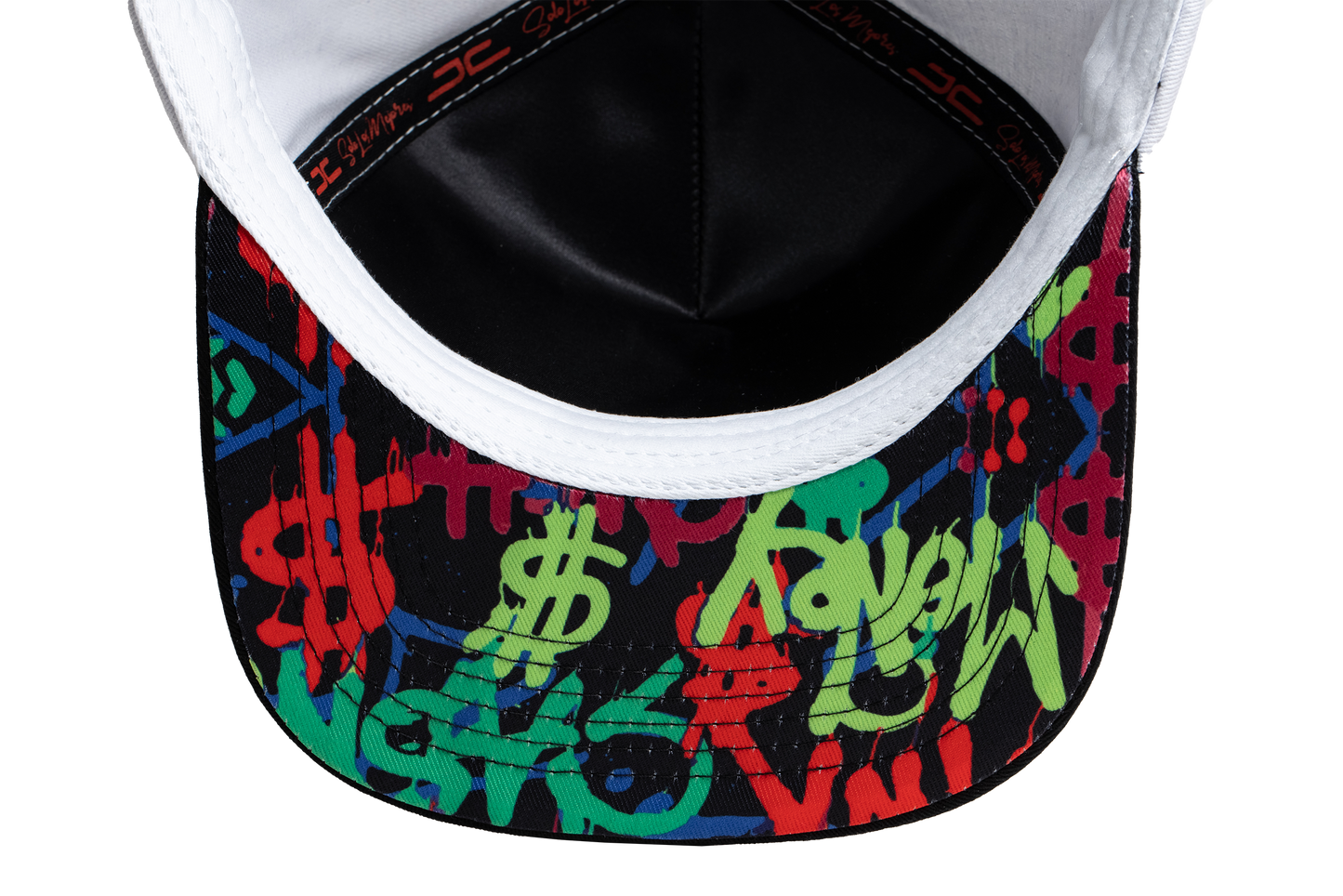 
                  
                    CASH WHITE
                  
                
