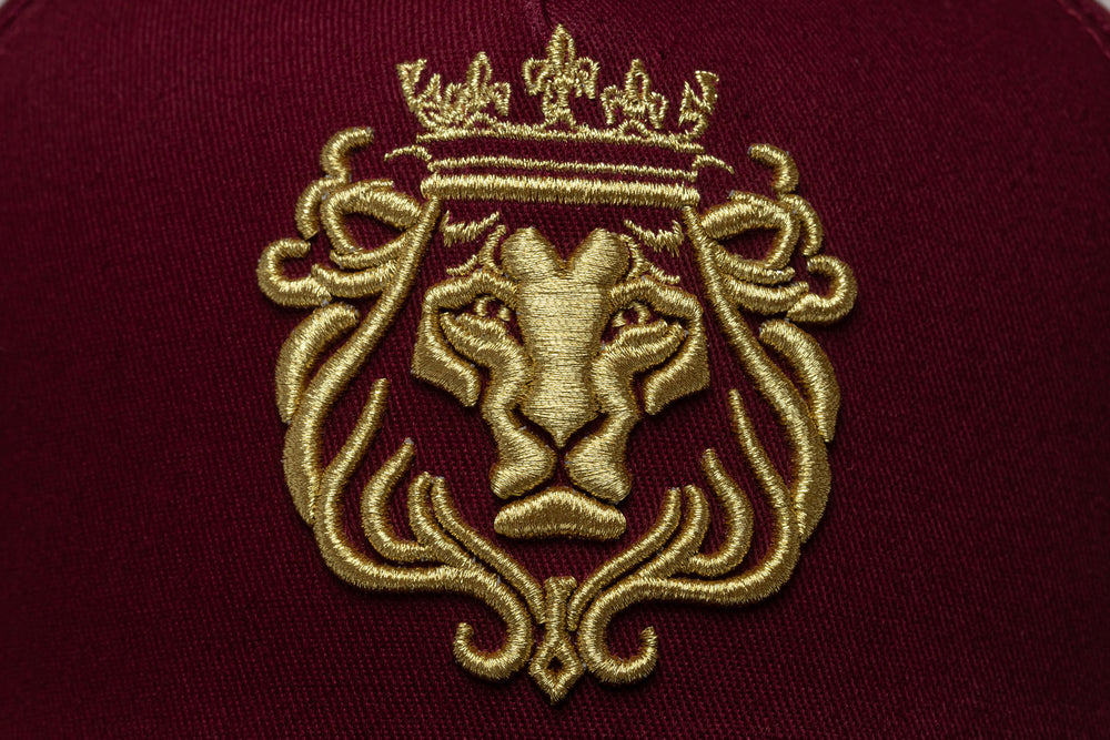 
                  
                    EL REY BURGUNDY CURVE
                  
                