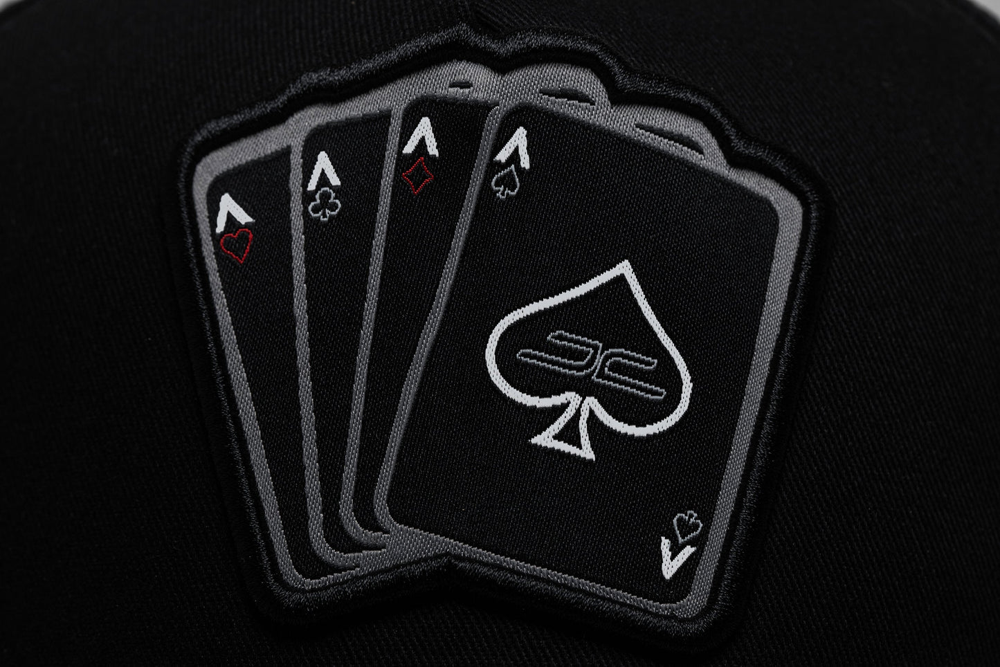 
                  
                    POKER BLACK
                  
                