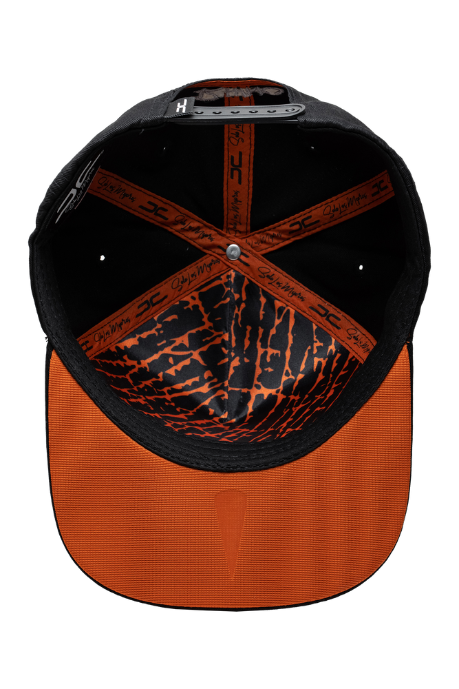 
                  
                    RHINO BLACK
                  
                