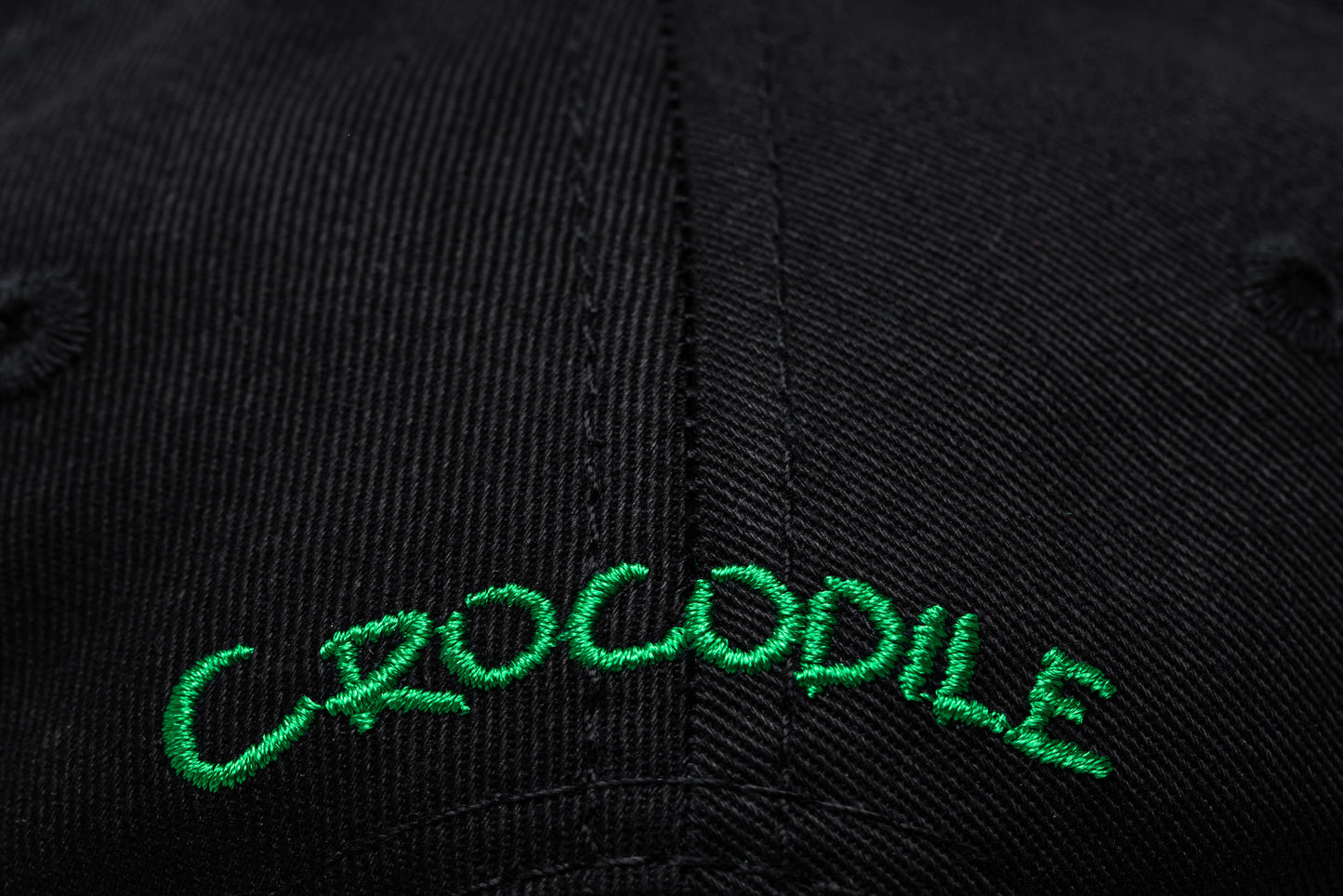 
                  
                    CROCODILE BLACK
                  
                